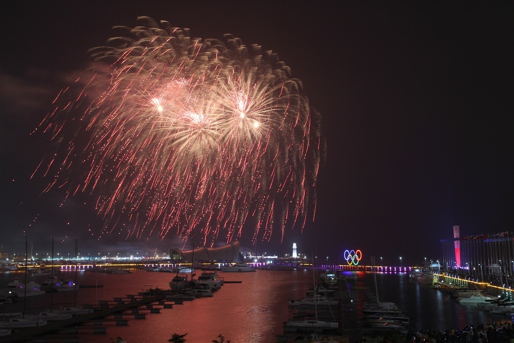  2020朋友圈送給大家的新年祝福語大全_吃年夜飯祝福語90句